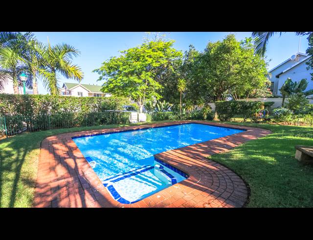 2 BEDROOM APARTMENT FOR SALE IN UMHLANGA CENTRAL